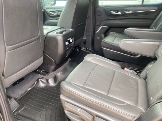 Used 2022 GMC Yukon Denali RWD image 9