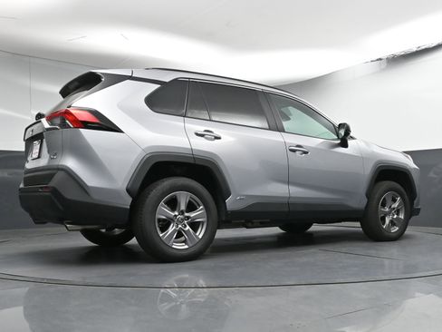 Certified 2025 Toyota RAV4 LE image 23