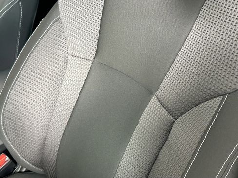 Used 2023 Subaru Outback Premium image 18