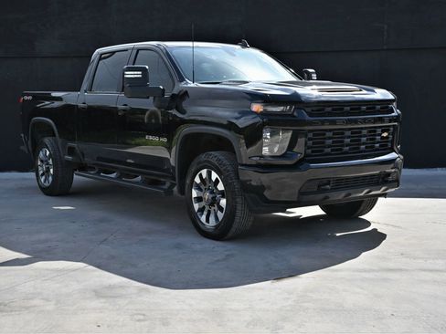 Used 2023 Chevrolet Silverado 2500 Custom w/ Custom Value Package AWD/4WD image 1