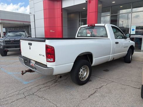Used 2006 Dodge Ram 1500 Truck ST w/ Trailer Tow Group AWD/4WD image 4