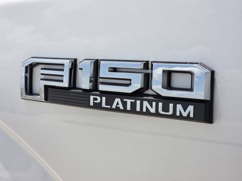 Used 2018 Ford F150 Platinum w/ Equipment Group 701A Luxury RWD image 11