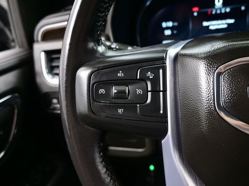 Used 2022 GMC Yukon SLE w/ Gmc Pro Safety Plus Package image 18