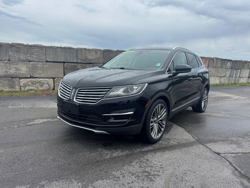 Used 2016 Lincoln MKC Reserve AWD/4WD image 2