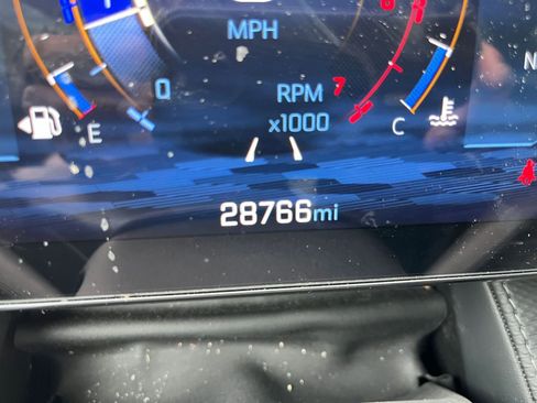 Used 2025 Chevrolet Equinox LT FWD image 40