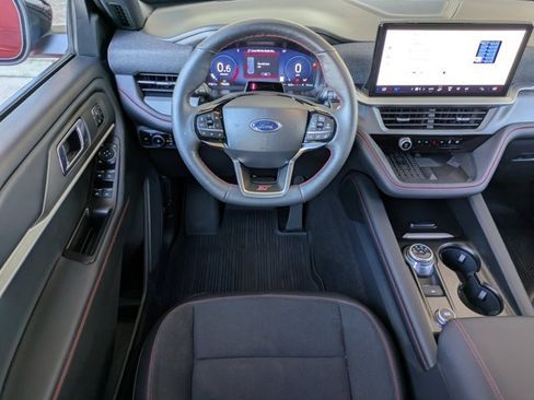 Certified 2025 Ford Explorer ST image 14