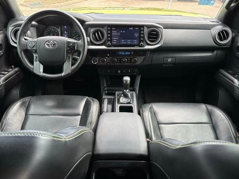 Used 2023 Toyota Tacoma TRD Off-Road AWD/4WD image 9