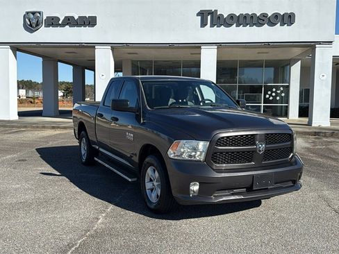 Used 2017 RAM 1500 Express image 2