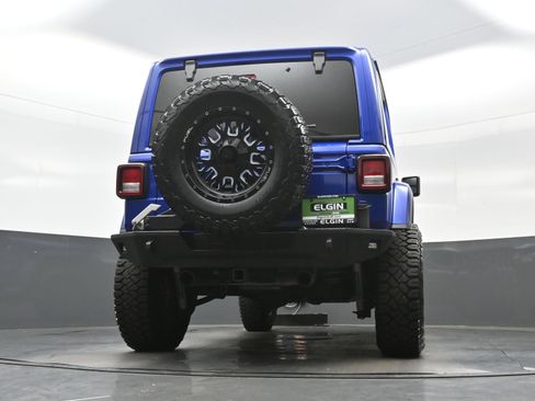 Used 2020 Jeep Wrangler Unlimited Sahara AWD/4WD image 30