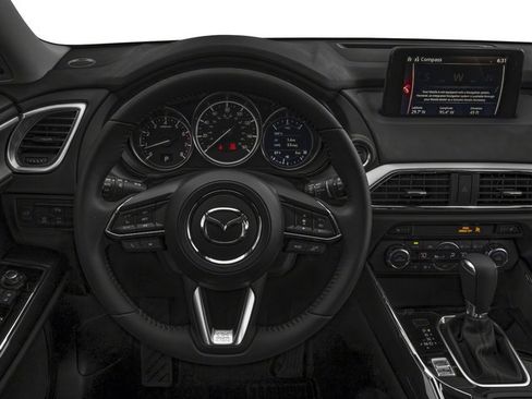 Used 2018 MAZDA CX-9 Touring w/ Touring Premium Package image 10