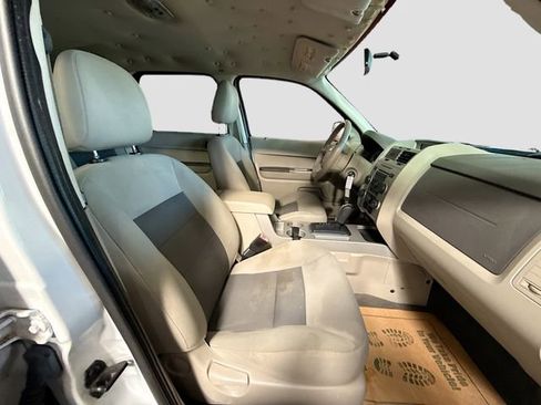 Used 2008 Ford Escape 4WD Hybrid image 24