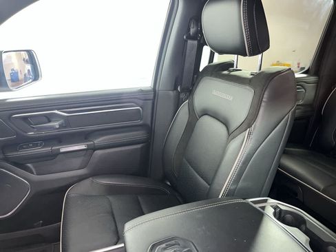 Used 2024 RAM 1500 Laramie AWD/4WD image 26