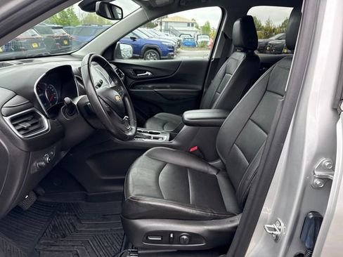 Used 2021 Chevrolet Equinox Premier AWD/4WD image 16