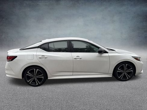 Used 2021 Nissan Sentra SR image 7