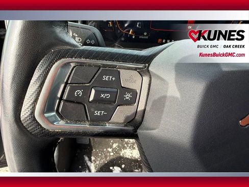 Used 2024 Ford Mustang Premium image 9