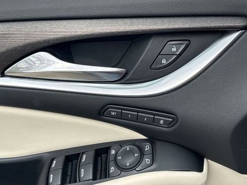 Used 2023 Buick Enclave Avenir w/ Trailering Package, 5000 lbs. image 26