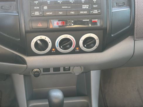 Used 2009 Toyota Tacoma PreRunner RWD image 27