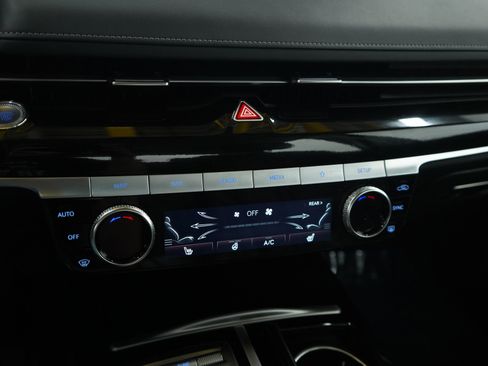 Used 2024 Genesis G80 2.5T image 20