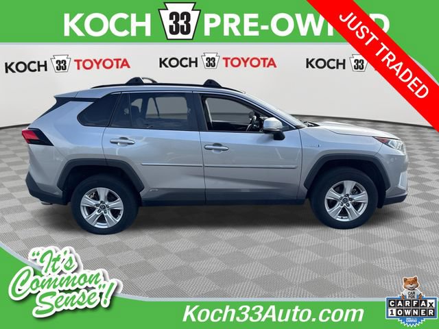 Used 2021 Toyota RAV4 XLE w/ Convenience Package AWD/4WD image 1