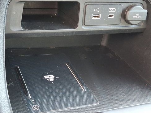 Used 2023 Honda Pilot Touring image 27