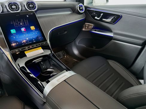 New 2026 Mercedes-Benz GLC 300 4MATIC image 24