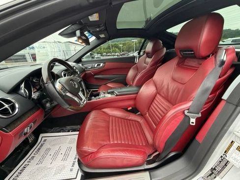Used 2013 Mercedes-Benz SL 550 image 34