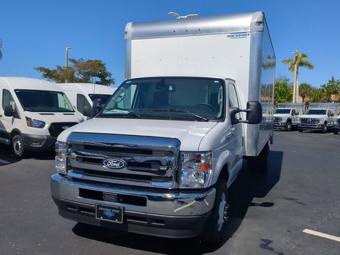 New 2026 Ford E-450 and Econoline 450 Super Duty w/ Power Equipment Group image 8