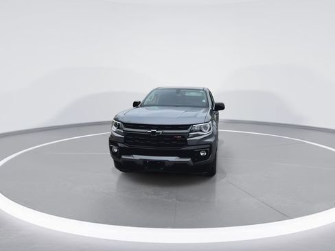Used 2022 Chevrolet Colorado Z71 AWD/4WD image 4
