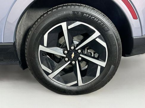 Used 2024 Chevrolet Equinox EV LT image 11