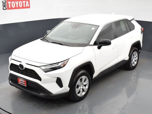 Used 2024 Toyota RAV4 LE AWD/4WD image 23