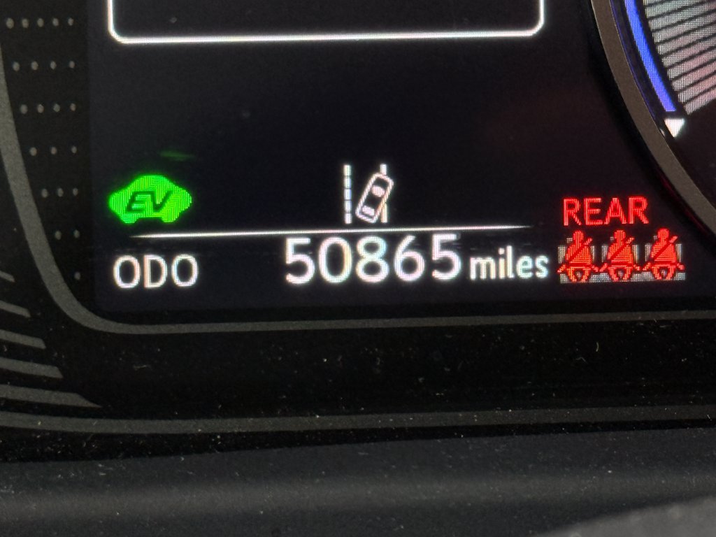 Used 2019 Lexus UX 250h AWD/4WD image 3