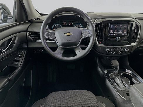Used 2021 Chevrolet Traverse LS FWD image 21