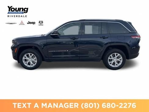 Used 2024 Jeep Grand Cherokee Limited AWD/4WD image 7