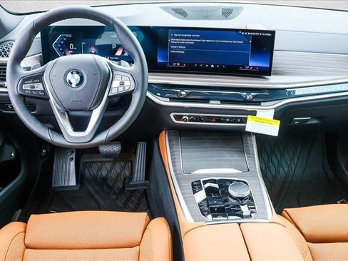 Certified 2025 BMW X5 xDrive50e w/ Parking Assistance Package image 21
