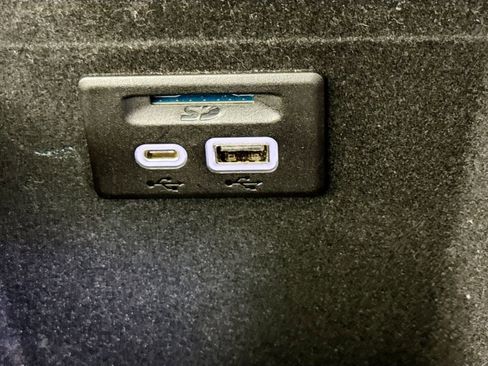 Used 2020 Cadillac XT6 Premium Luxury image 17