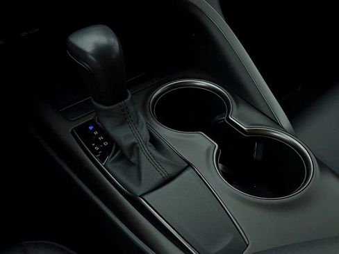 Used 2021 Toyota Camry SE image 33