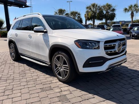 Used 2021 Mercedes-Benz GLS 450 4MATIC image 7