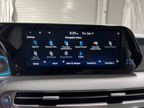 Used 2025 Hyundai Palisade SEL FWD image 33