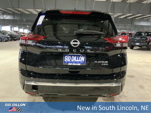 New 2026 Nissan Rogue Platinum w/ Platinum Premium Package image 4
