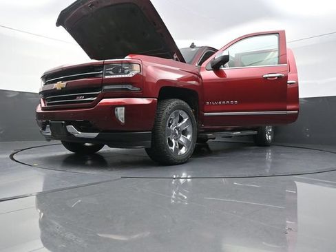 Used 2016 Chevrolet Silverado 1500 LTZ Z71 w/ LTZ Plus Package AWD/4WD image 41