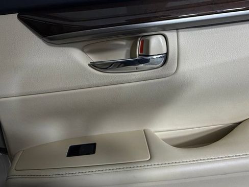 Used 2015 Lexus ES 350 w/ Luxury Package FWD image 27