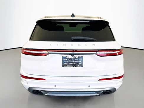 Used 2020 Lincoln Corsair Reserve w/ Appearance Package FWD image 6