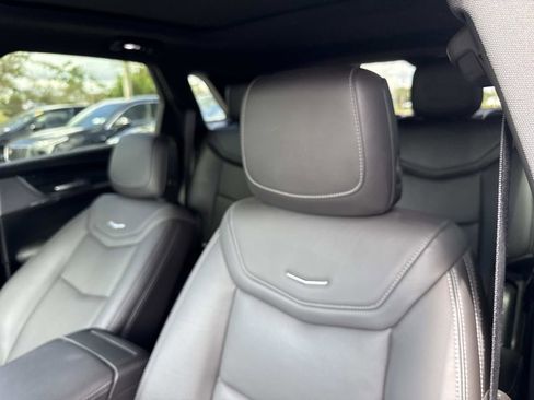 Used 2023 Cadillac XT5 Premium Luxury w/ Technology Package FWD image 22