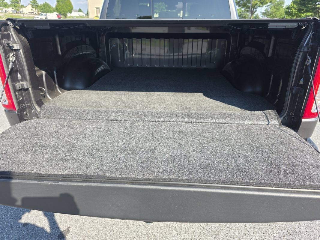 Used 2022 RAM 1500 Big Horn AWD/4WD image 11