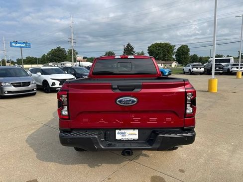 Used 2025 Ford Ranger Lariat w/ Black Appearance Package AWD/4WD image 6