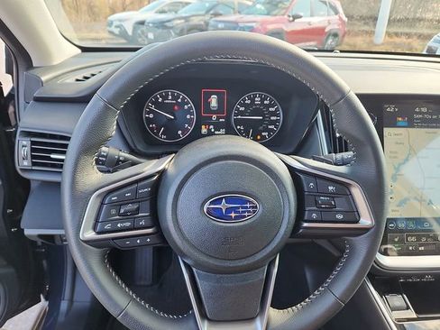 Used 2025 Subaru Outback Premium AWD/4WD image 20