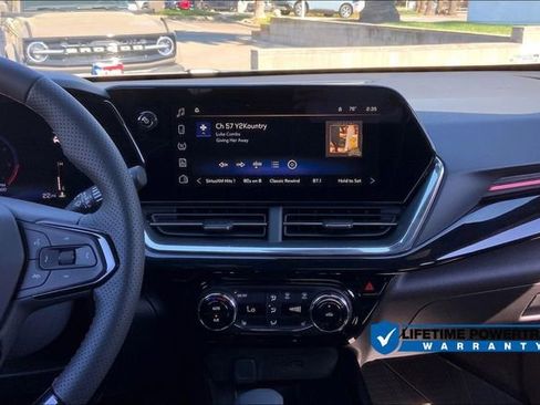 New 2026 Chevrolet Trax RS w/ Driver Confidence Package image 8