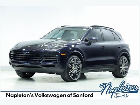 Used 2022 Porsche Cayenne Platinum Edition image 1