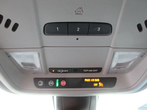 Used 2024 Chevrolet Blazer LT w/ Convenience Package FWD image 30