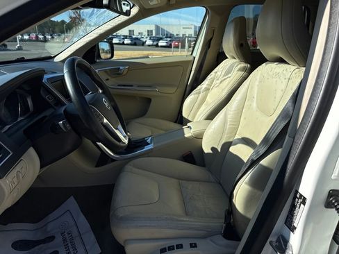 Used 2014 Volvo XC60 3.2 image 13